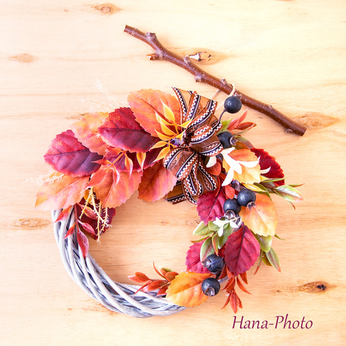 受注後制作) 秋色鮮やか！秋の紅葉リース リース台：20㎝ (509) リース