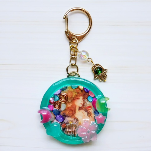 オルゴナイト キーホルダー バッグチャーム レジン グリーン 緑 お守り