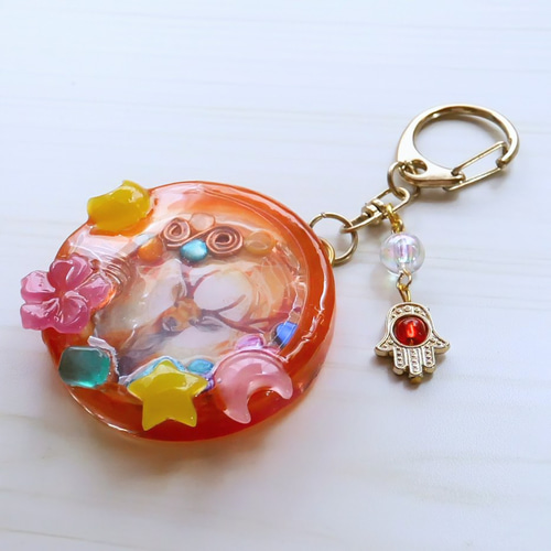 オルゴナイト キーホルダー バッグチャーム レジン オレンジ 鹿 お守り
