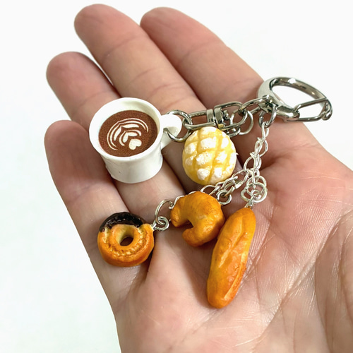 じゃらじゃらキーホルダー パン フェイクフード ミニチュアフード 食品