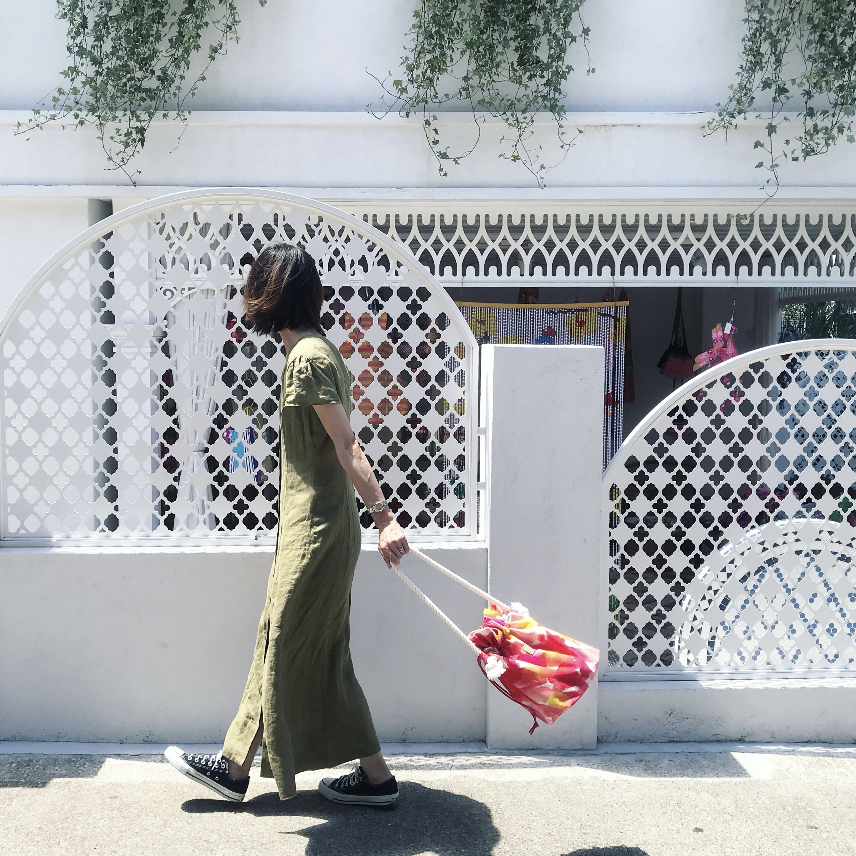 手染めのキャンバス巾着バッグ / Wave