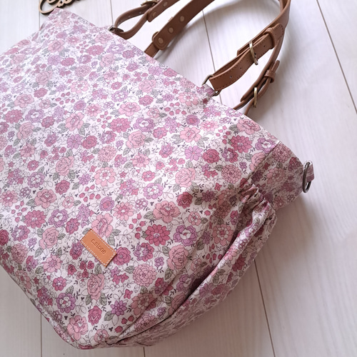 リエちゃん様　スモールサス　ピンク　ポケットいっぱいマザーズバッグ new! ポケットいっぱいマザーズバッグ♪ YUWAピンク 共布ショルダー紐