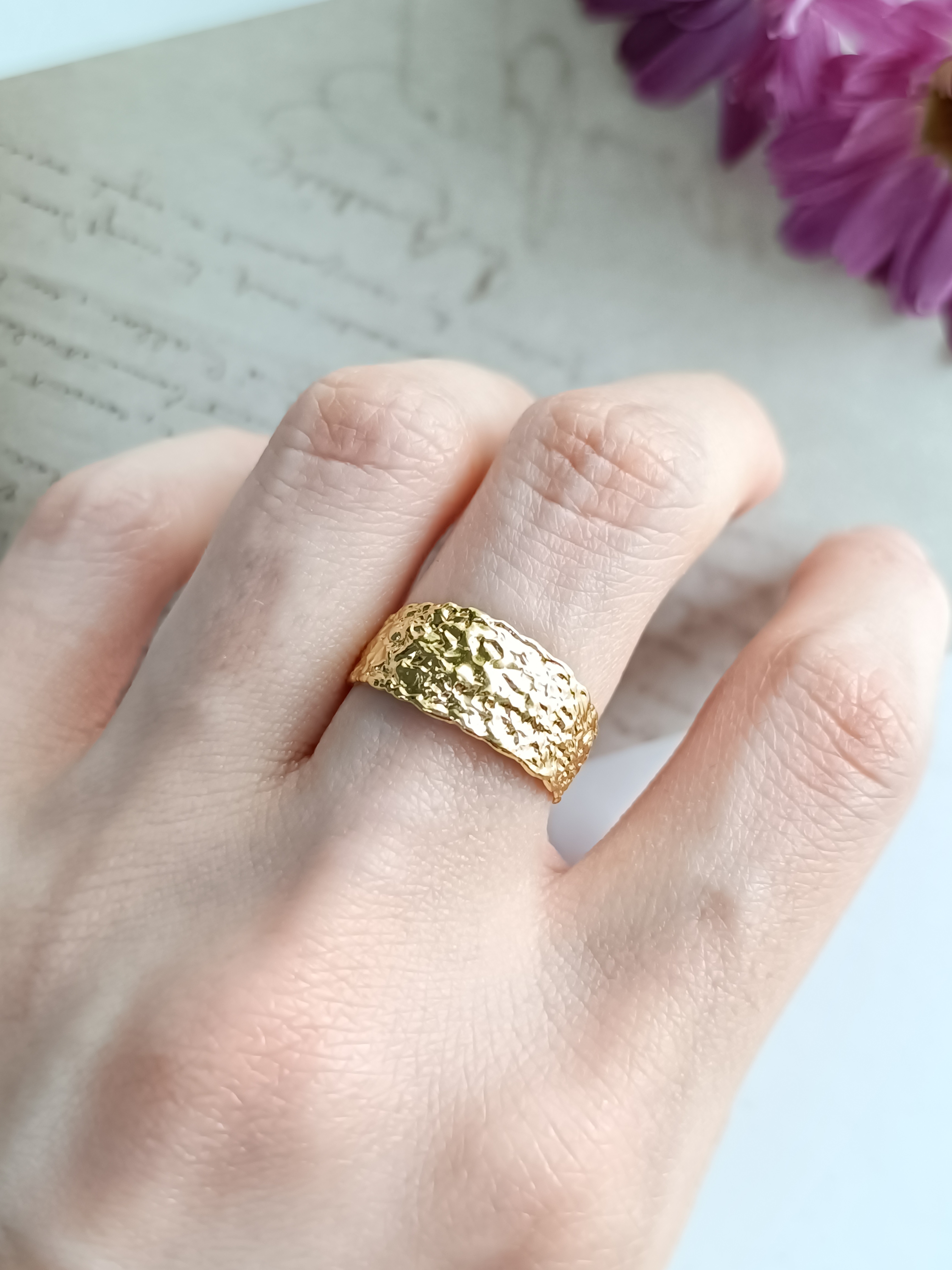 ［k18］Hirari ~ヒラリ~ ―歪みや揺らぎの中に宿る蝶の羽―  シルバー　レース　アンティーク