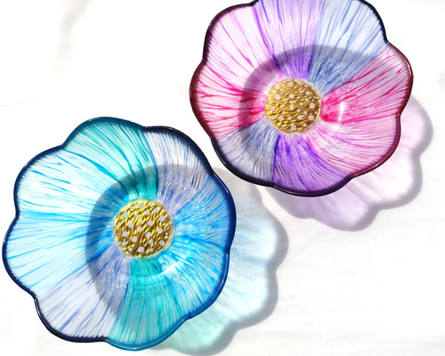 特集掲載】お花の形のガラスボウル・サラダボウル（Sサイズ） お椀