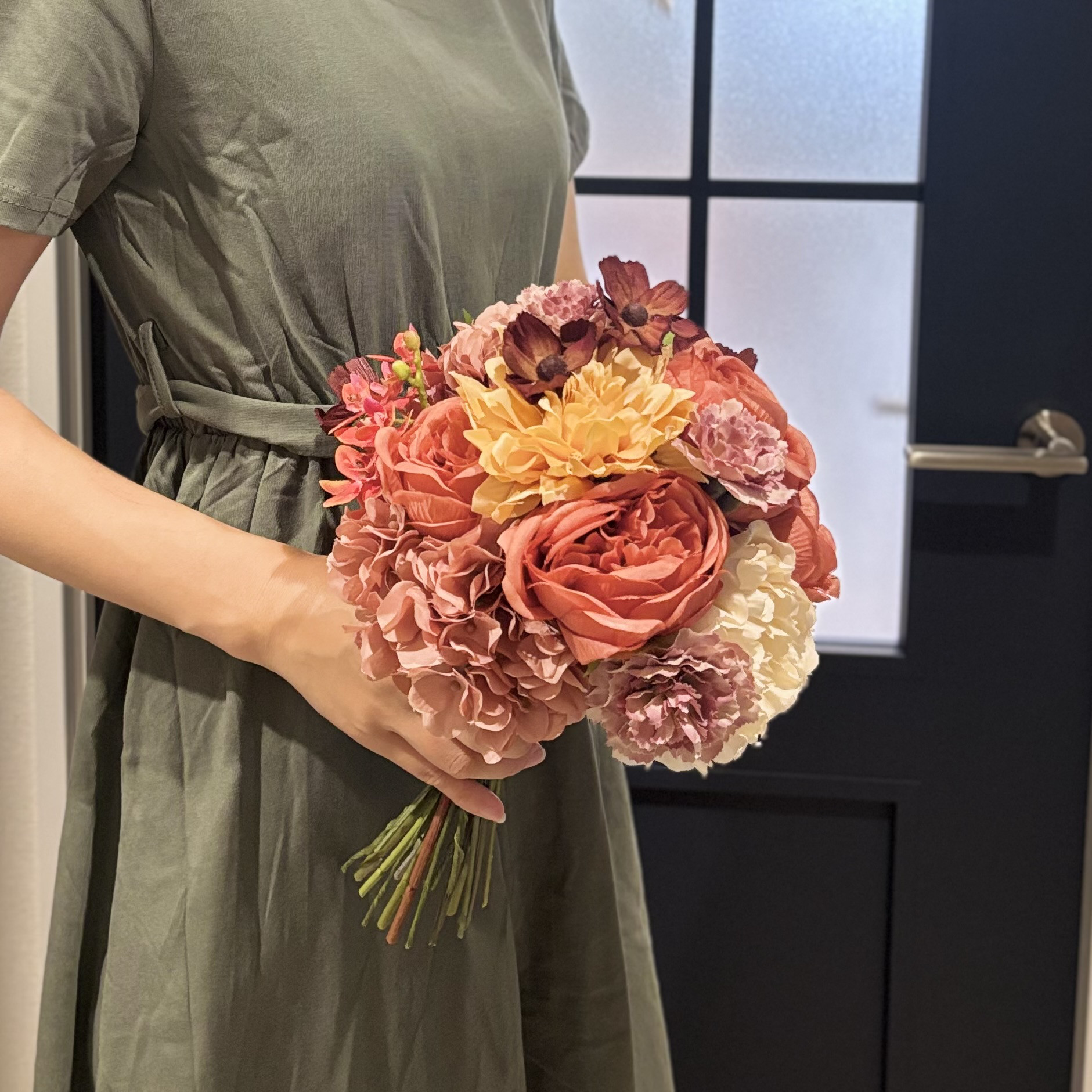 オータムカラーのウェディングブーケ　造花　ブーケ　フォトウェディング　前撮り　持ち込み