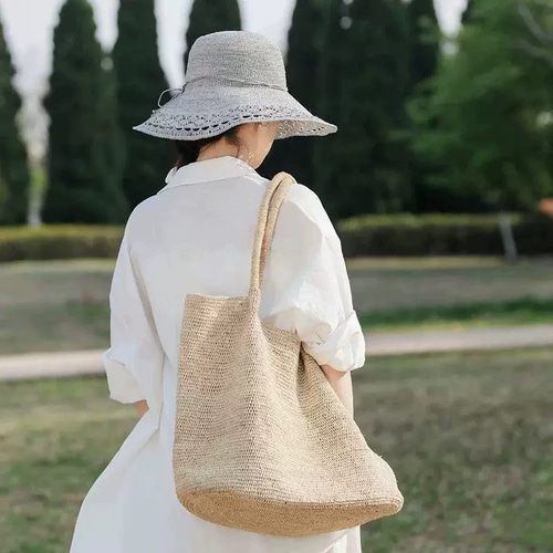 手編みラフィアかごバッグ｜大容量トートバッグ｜ナチュラル素材｜旅行