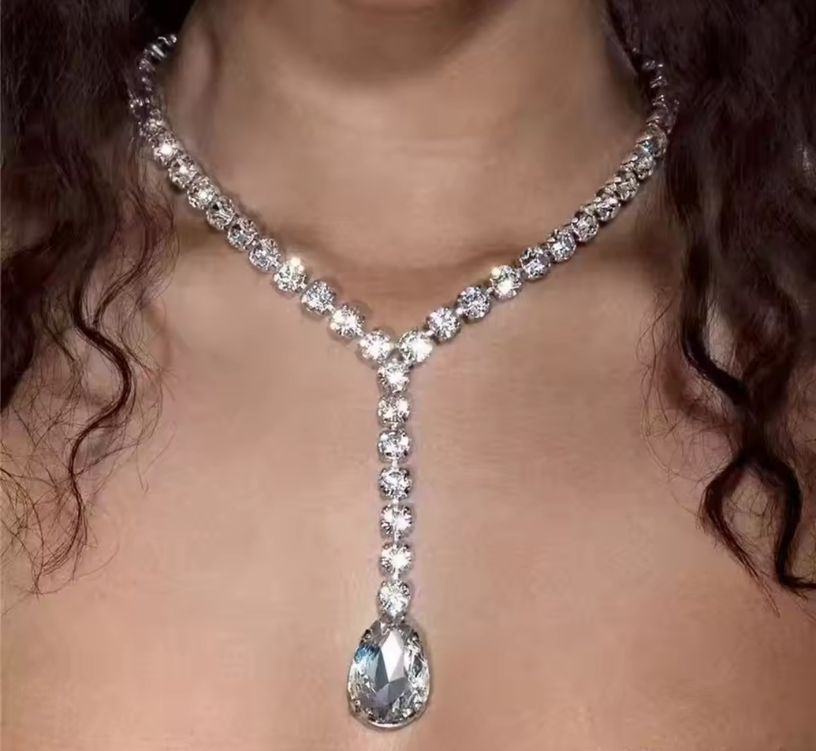 【身に纏うアート】チョーカー ネックレス ペンダント アクセサリー レディース ゴージャス