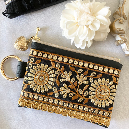 インド刺繍生地　ポーチ インド刺繍生地ポーチ 黒 チュール12cmファスナーファスナー