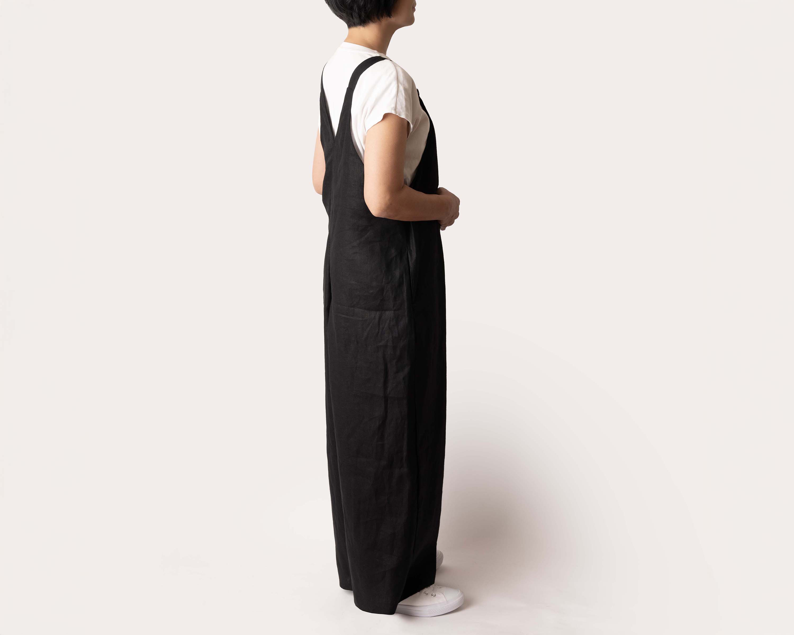 リネン　ゆったり着れる【大人のサロペットパンツ】肩ひも着脱可　春夏秋　ブラック