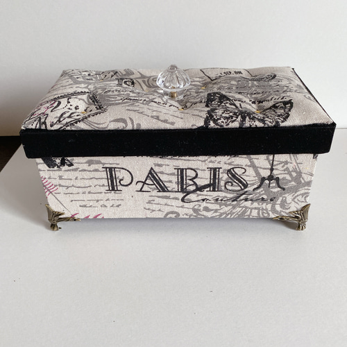 カルトナージュボックス(猫脚使用) カルトナージュボックス(猫脚使用)