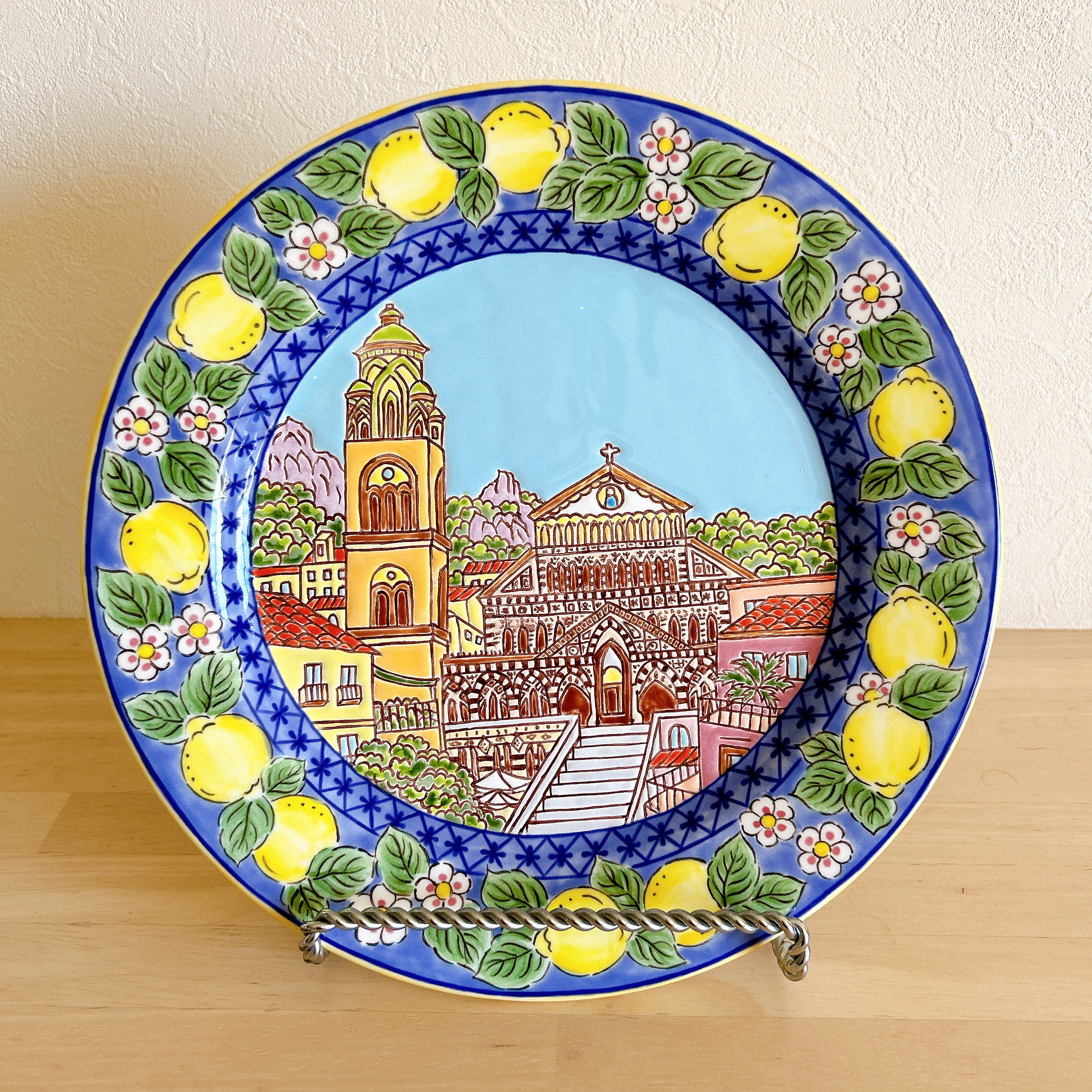 飾り皿  イタリア風景　(アマルフィ海岸　アマルフィ　ドゥオモ)