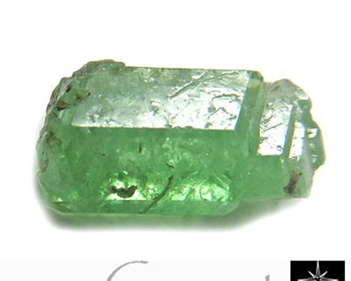 ツァボライト ガーネット 原石 2.3ct｜グリーンガーネット 結晶