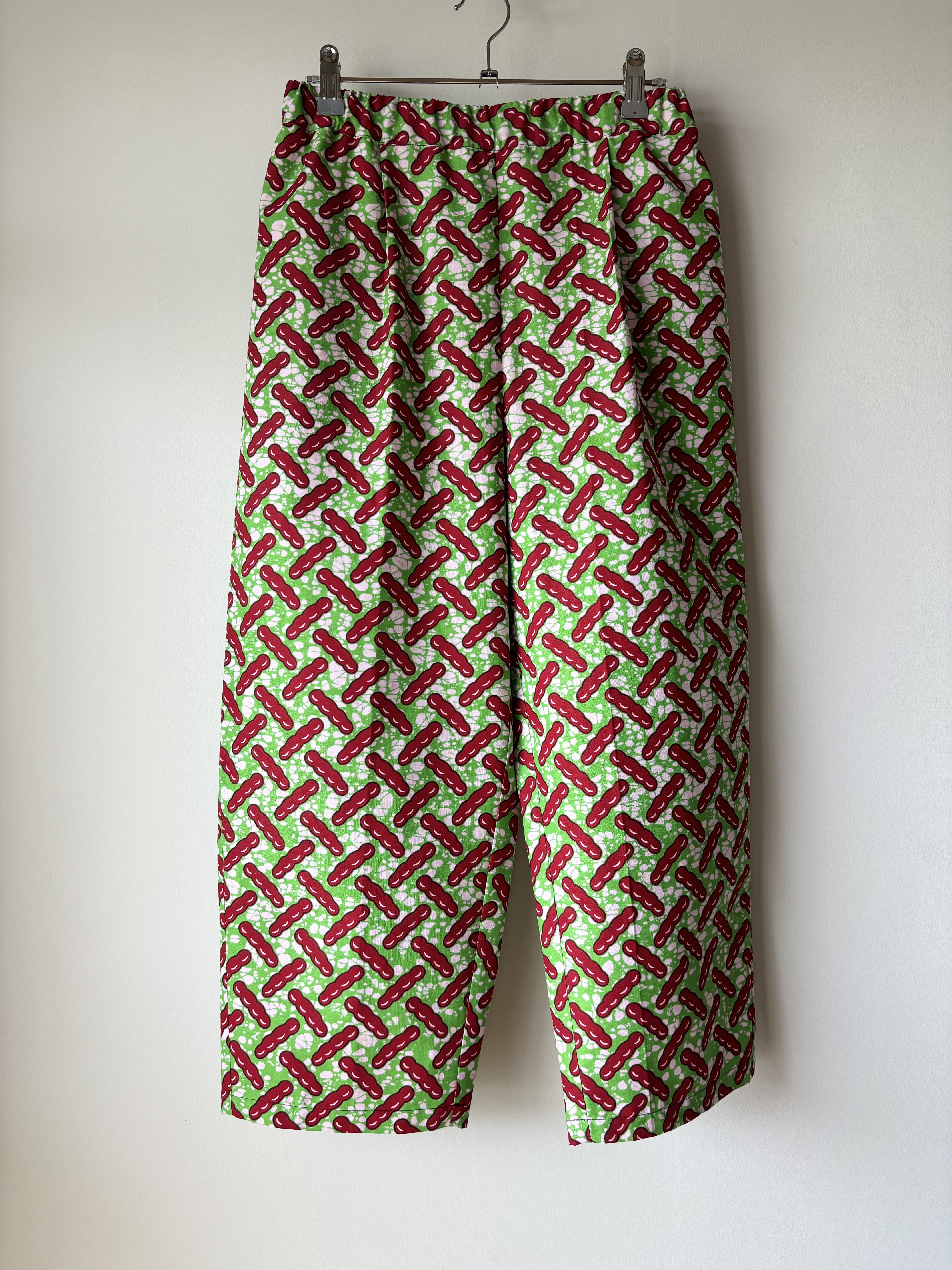 314☆アフリカンプリント☆ペグパンツ☆総丈88cm