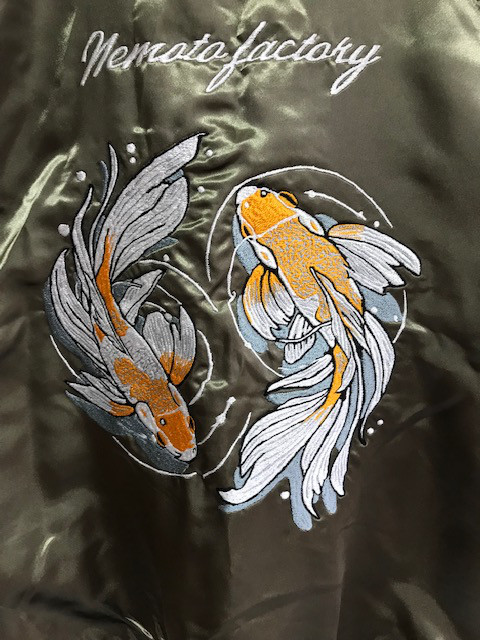 スカジャン「金魚」オリジナルデザイン・ミシン刺繍（3Lサイズ