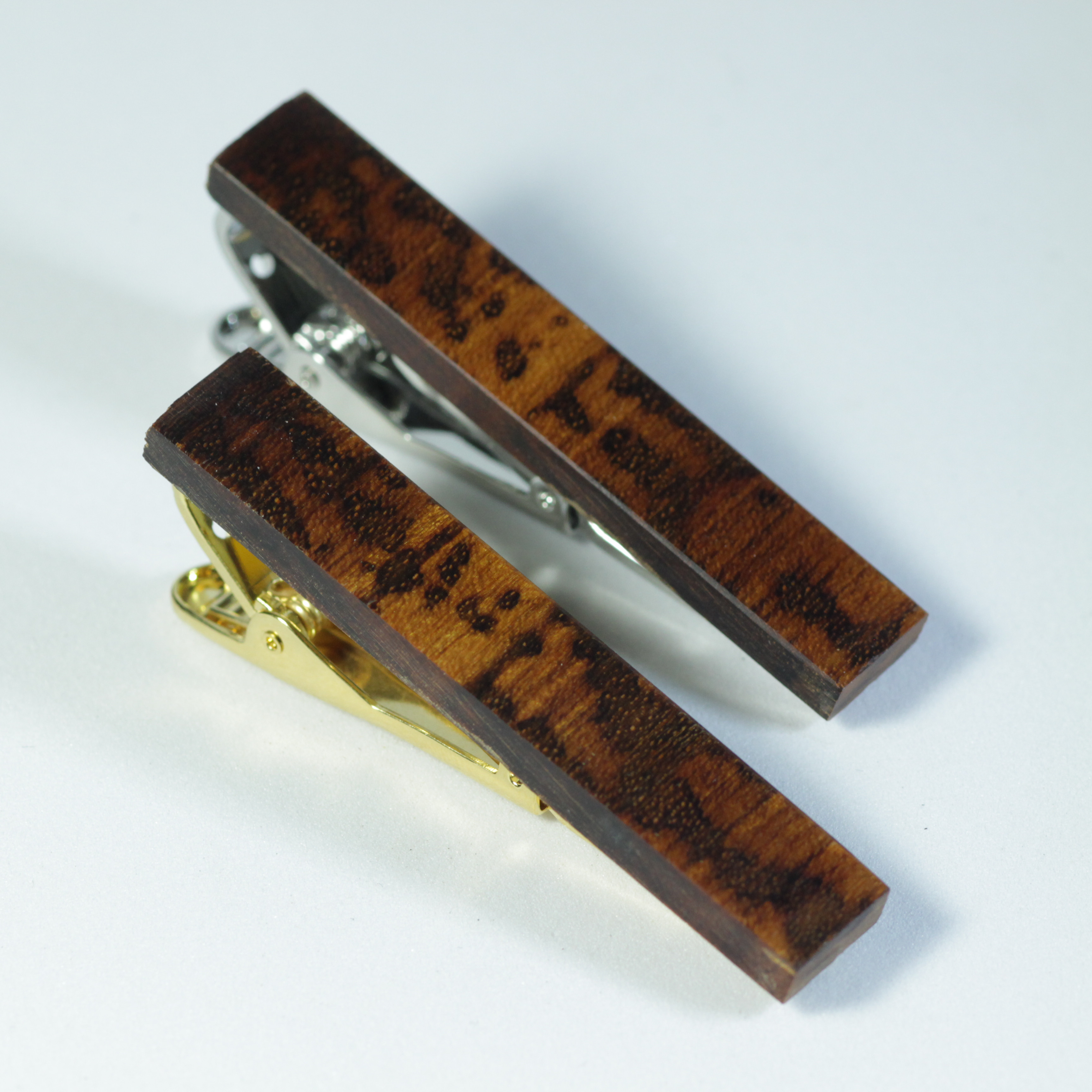 ウッドネクタイピン_スネークウッド_木のネクタイピン_ブラウン_茶色_父の日_プレゼント