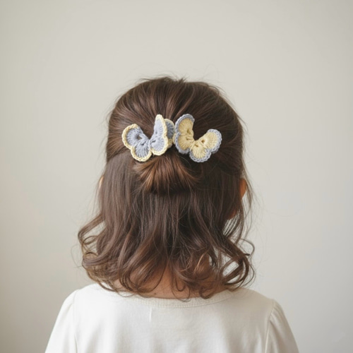 立体蝶々のヘアクリップ〈2色セット〉ベビー キッズ ヘアアクセサリー