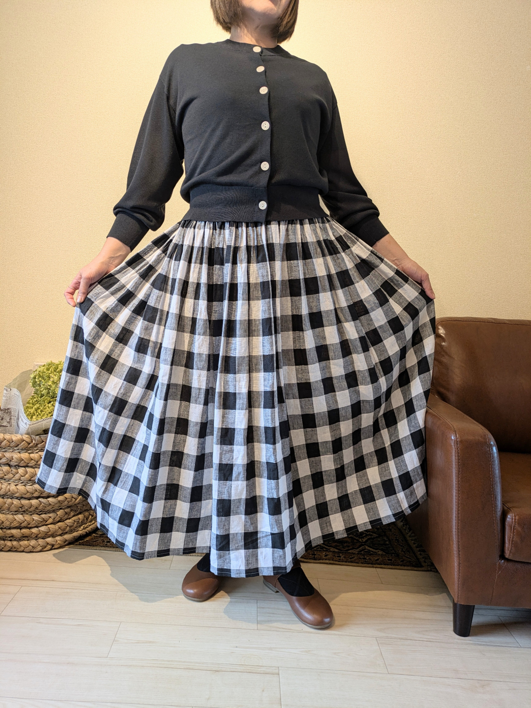 大きめブロックチェックのリネンで作ったギャザースカート