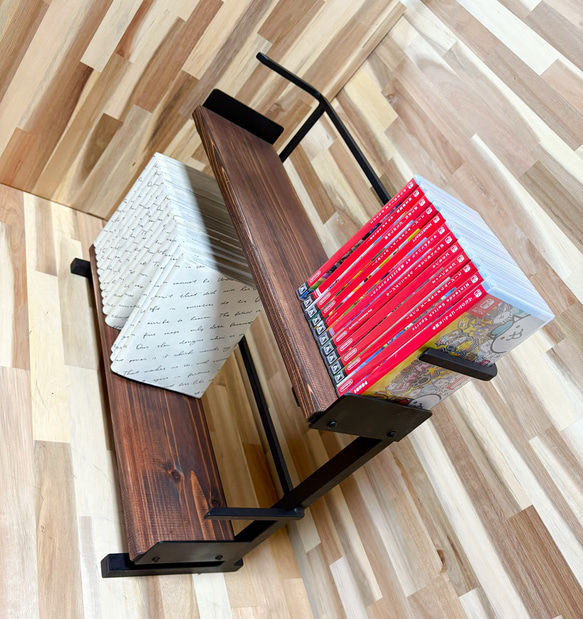アイアン2段本棚、ブックスタンド 本棚・絵本棚・マガジンラック