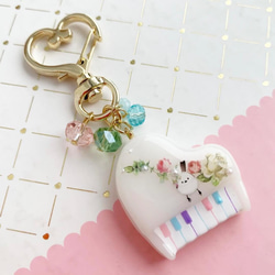 【2445】オーボエ 星型キーホルダー 星型カラビナ ブルーの万華鏡紫陽花 2445】オーボエ 星型キーホルダー 星型カラビナ ブルーの万華鏡紫陽花