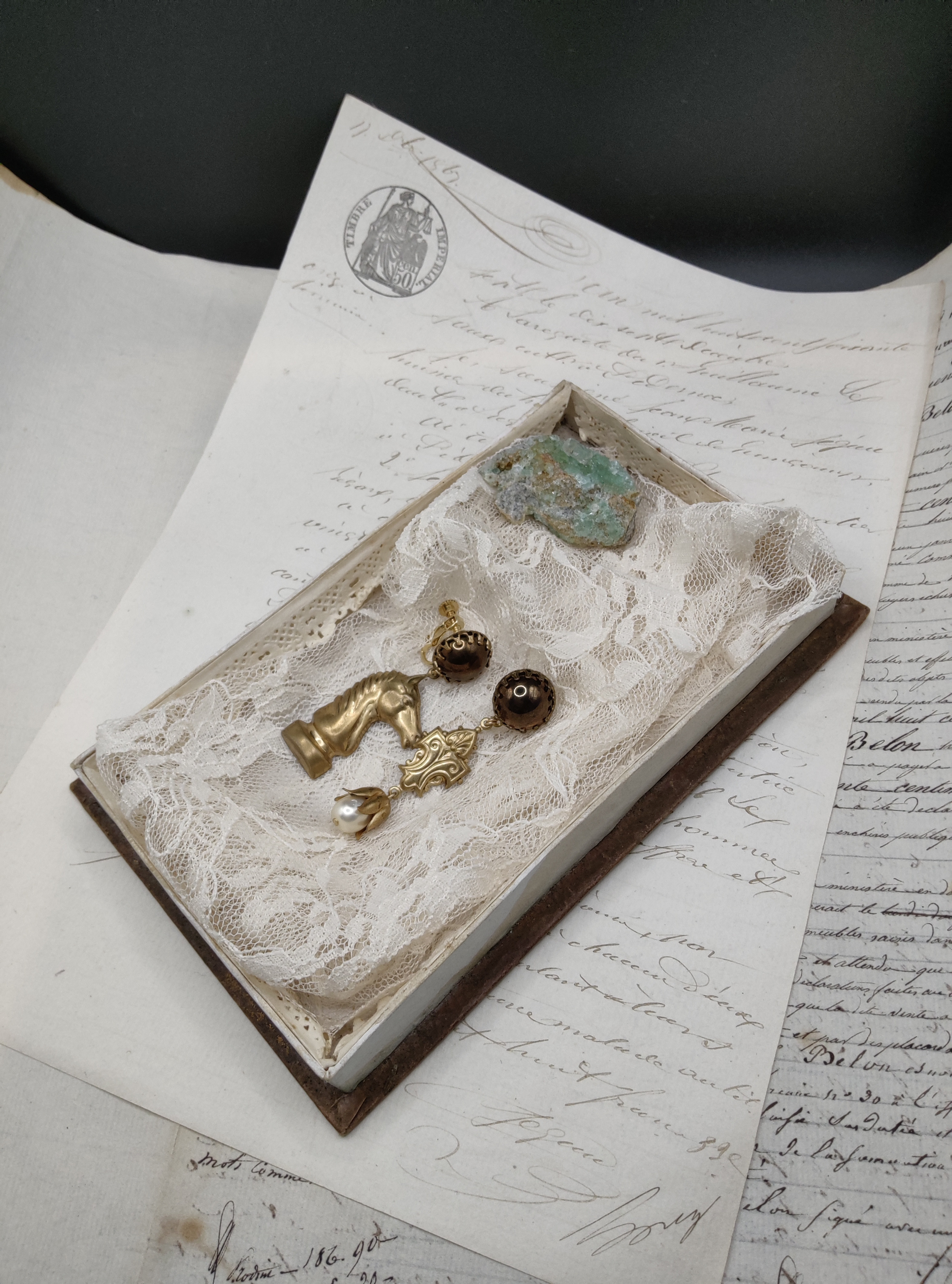 chess knight イヤリング