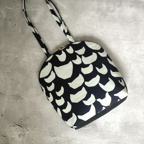 ⚮̈ミナペルホネン choucho マドレーヌバッグ 肩がけ ⚮̈ミナ