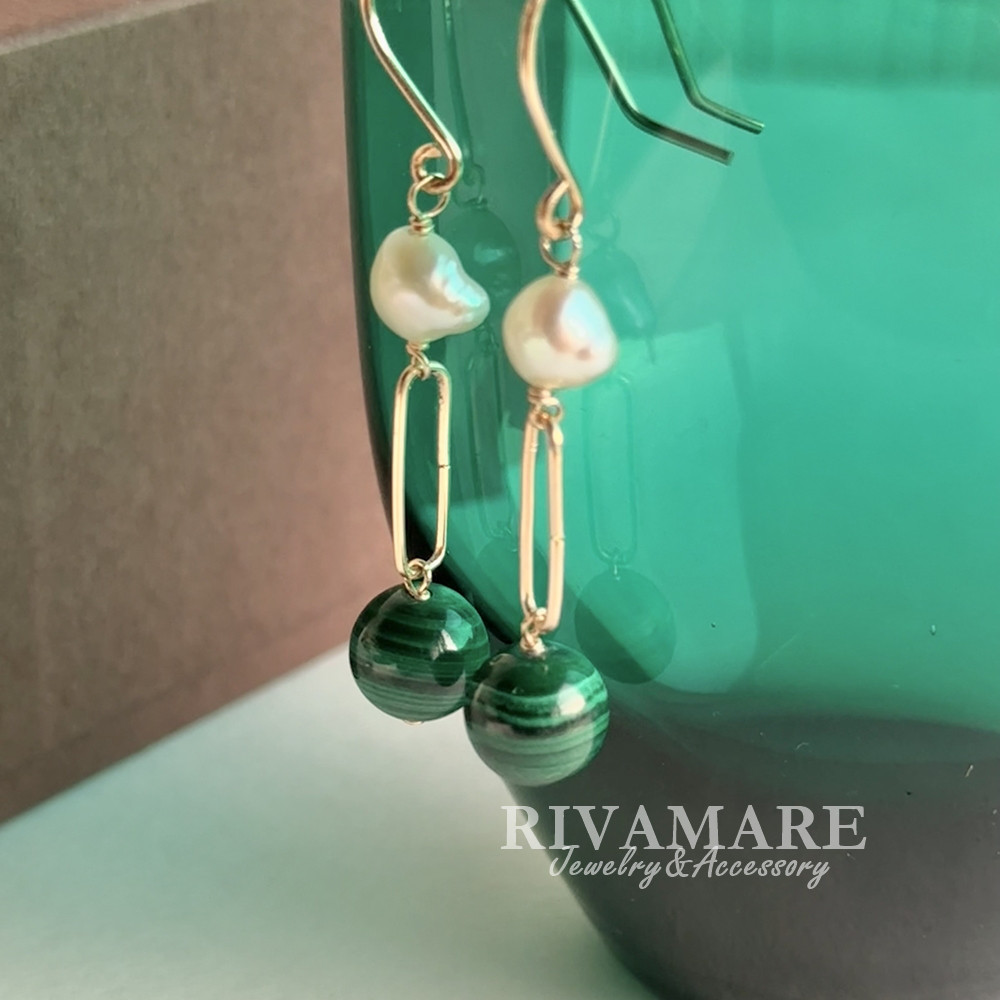 深い森の色 マラカイト バロックパール 淡水真珠 ゴールドコンポ―ネット ピアス イヤリング変更可