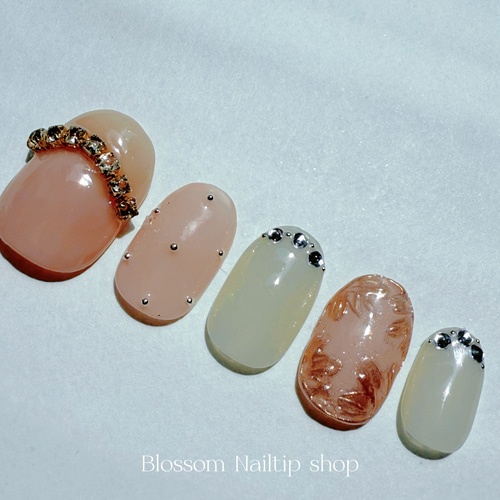 うるキラ ミラーフラワーネイル ビジューネイル ピンクネイル デート