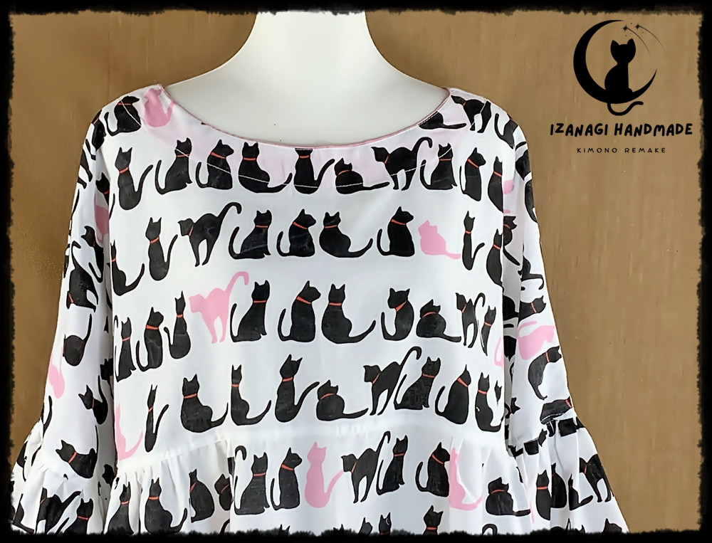 「猫たちと過ごす癒しの時」アンサンブルセットアップ  ハイブリッド IZANAGI HEARTMADE 唯一無二