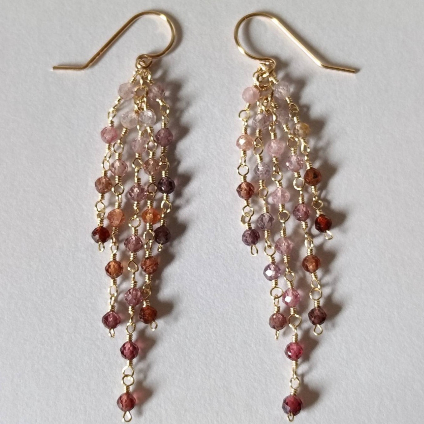 *Whisper of Wind*マルチカラースピネルAAA- 14kgfピアス/k16gpネジバネイヤリング