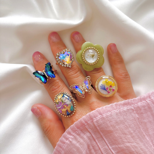 指輪) リングガチャ ガチャガチャ レジン 花 ビジュー 蝶 ハート