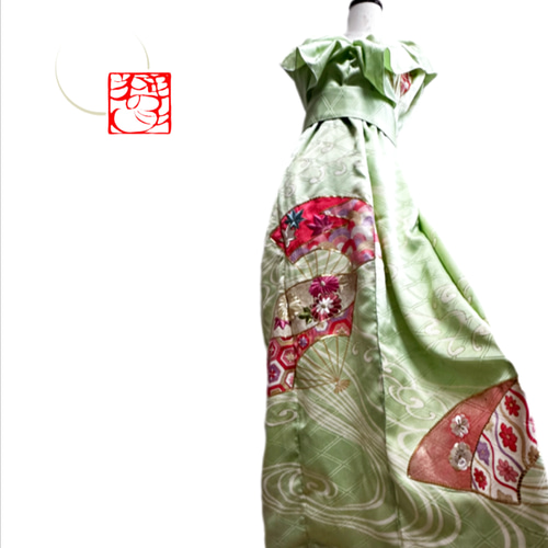 華美！振袖 着物リメイク ドレス ふりふわ襟 薄黄緑に金糸扇子 和柄