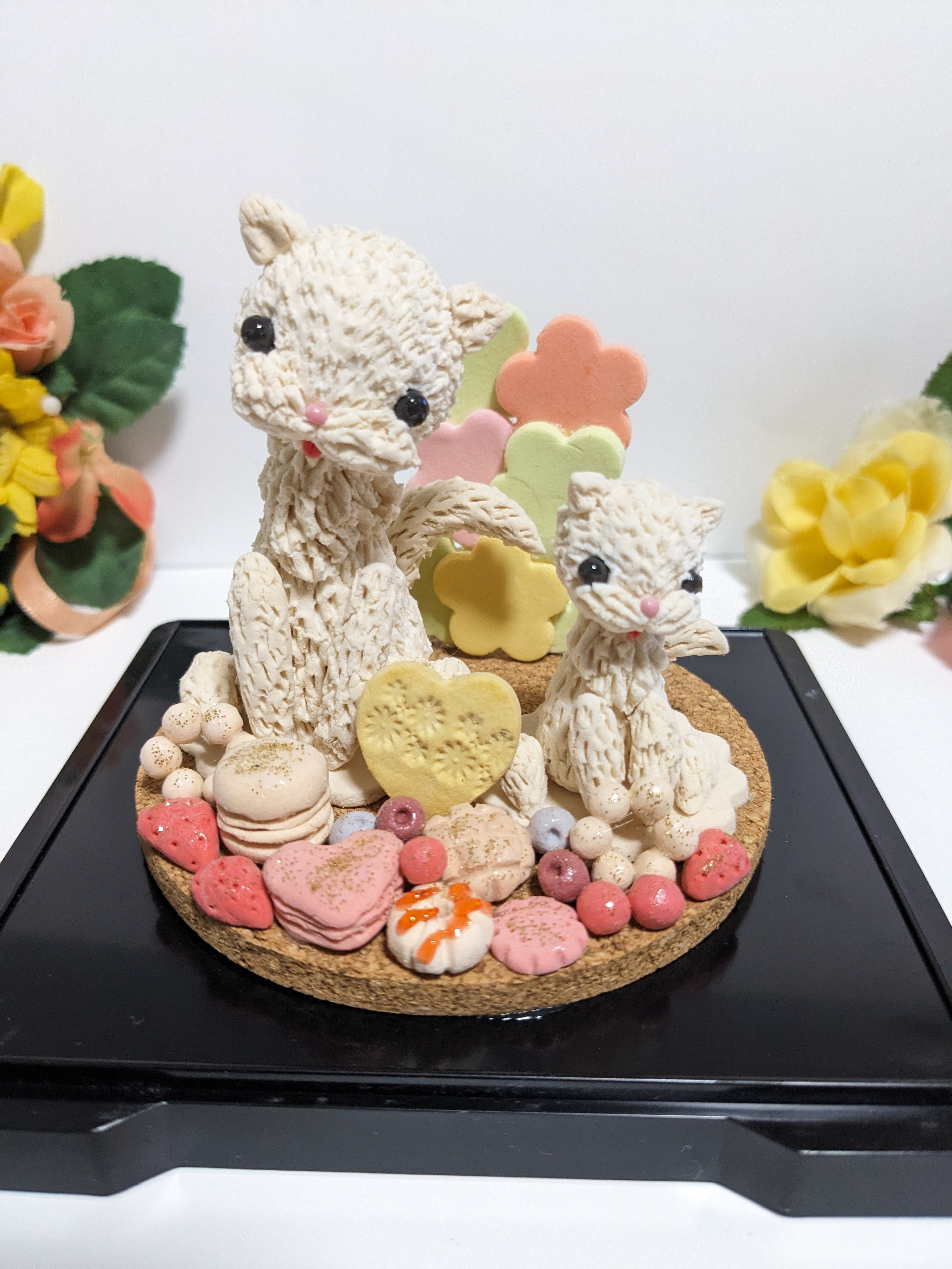 ねこ置物　仲良し親子スイーツ飾り　猫人形 　動物置物