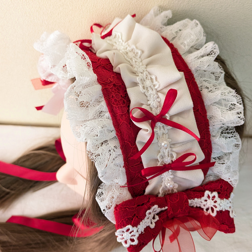 リボンと花レースのヘッドドレス 赤 ヘッドドレス（アクセサリー