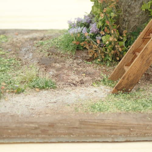 ミニチュア 森のツリーハウス（秘密基地⭐︎）1/50サイズ【送料