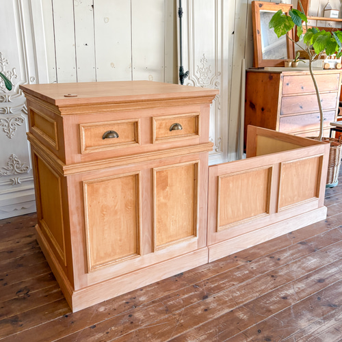 アンティーク風無垢テーブル ガラス天板 ショーケース 引き出し