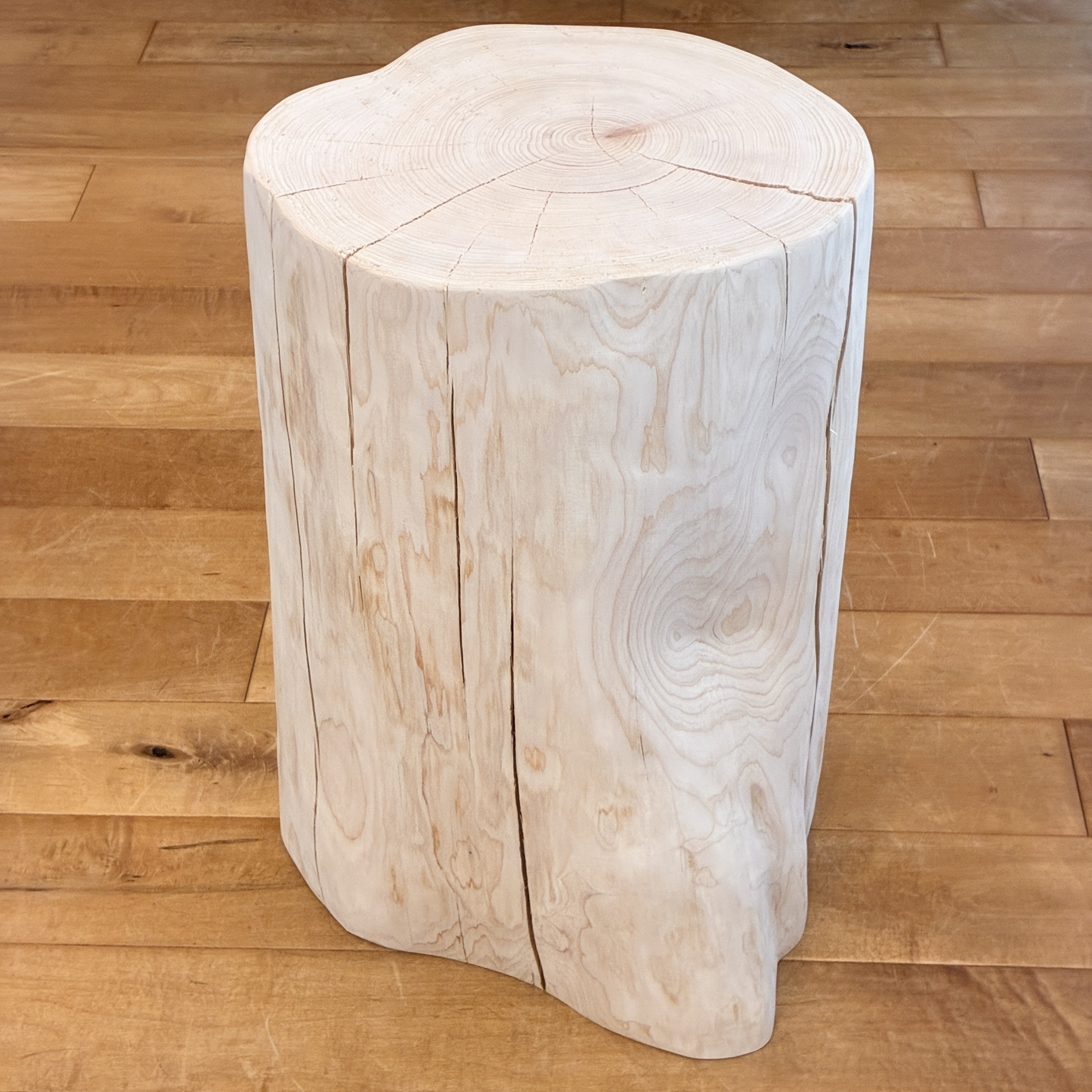 Hinoki  Wood  Stool  No.1365