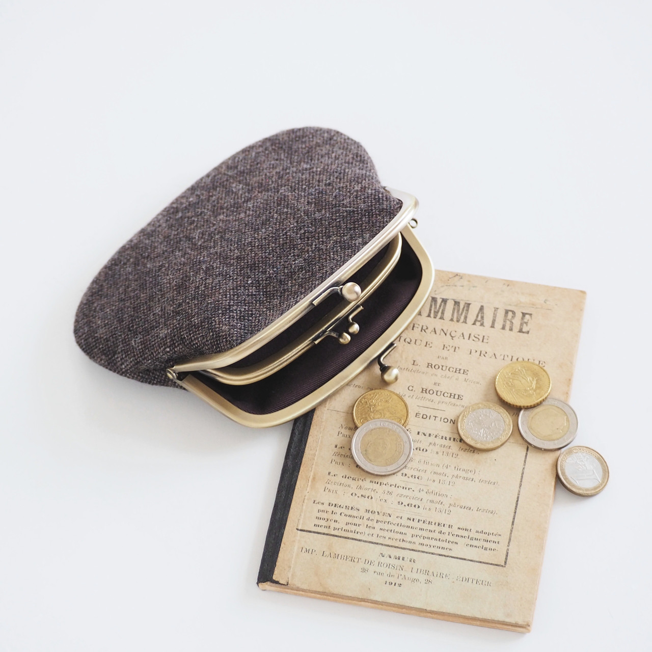 ■ツイードの親子がま口財布 / チャコールグレー■ plum(tw-cgy)