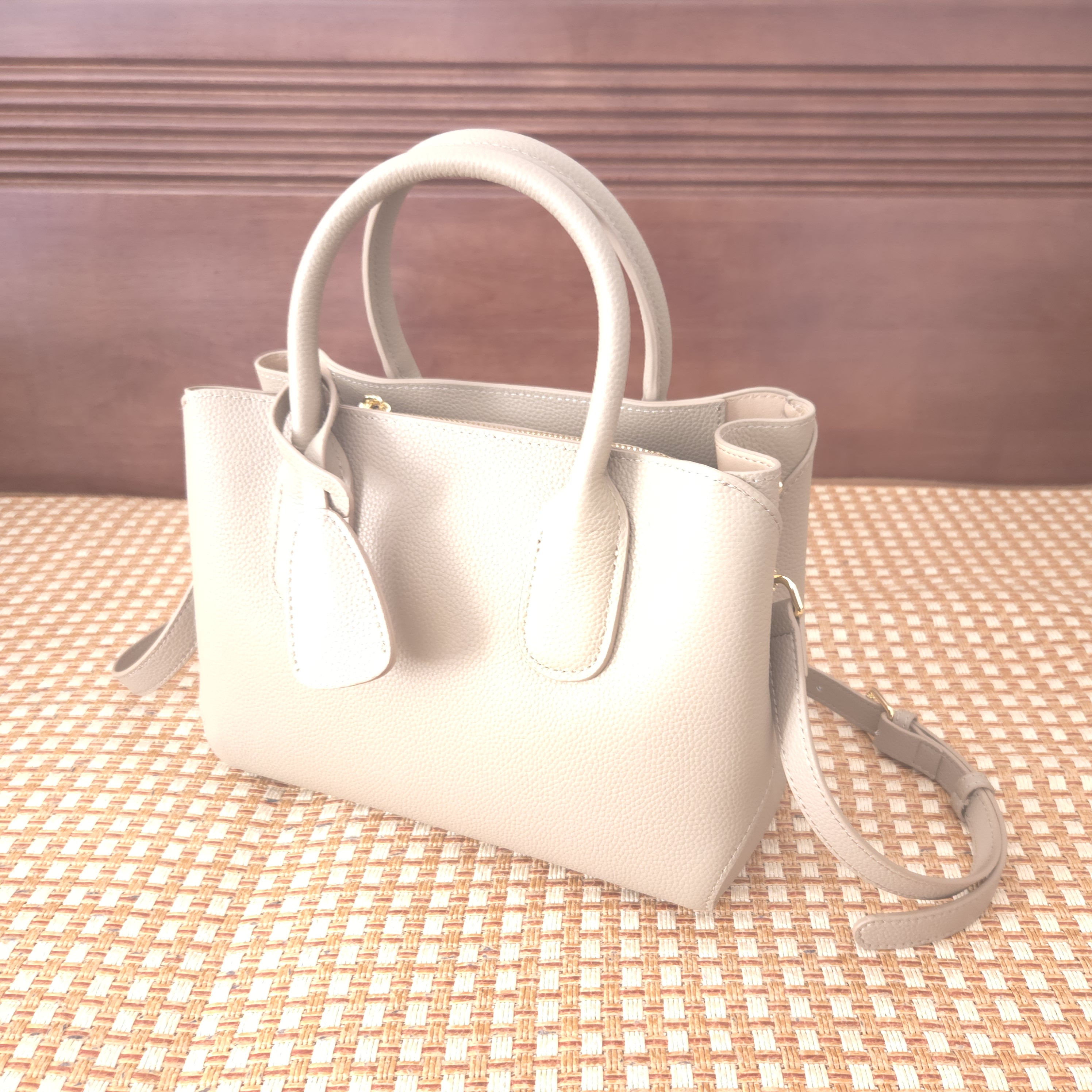 トートバッグ 本革バッグ レディース 大きめ おしゃれ 【S019】