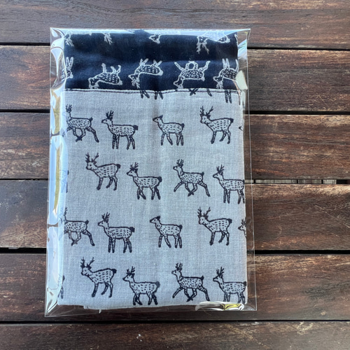 完成品ご確認用 大判 4重ガーゼハンカチ 黒猫 フェルメール真珠の