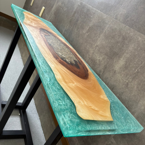 リバーテーブル レジンアート天板 海辺のようなレジンテーブル天板 / DIYで