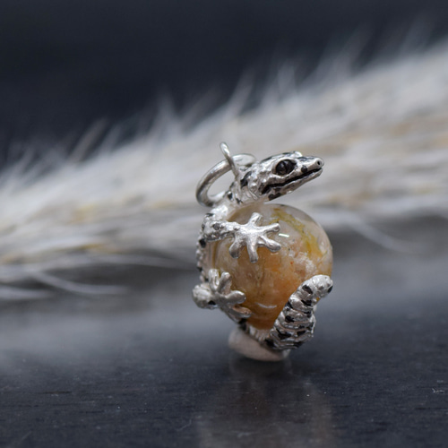 60% ファッション クロムハーツスネーク黒レザーバングル メタルボタン付き