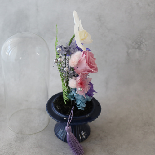 特選仏花　花瓶付き　特大　一対　造花無し　蓮の花　胡蝶蘭　プリザーブドフラワー 特選仏花 蓮の花 一基 造花無し プリザーブドフラワ花瓶付き - メルカリ