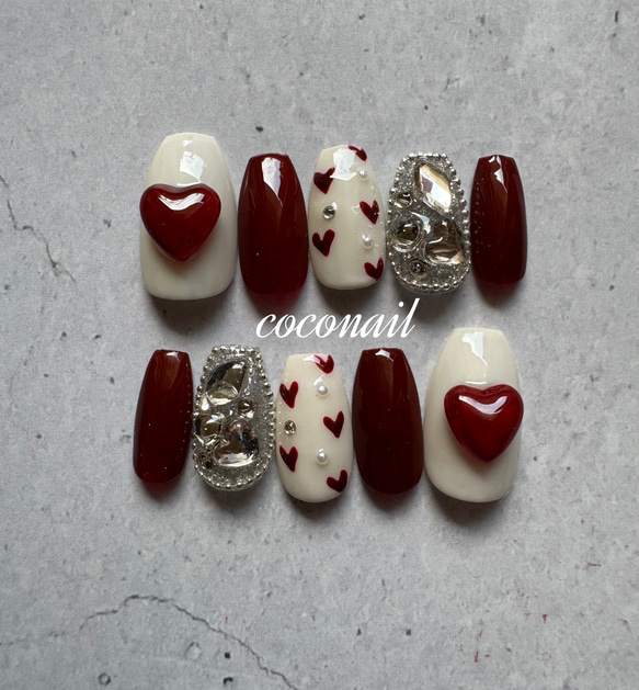 【オーダー】ネイルチップ　ボルドー　キラキラリボン手書きハート　ワンホン韓国 ネイルチップ 韓国 ワンホン うるうる 推しネイル ボルドーネイル