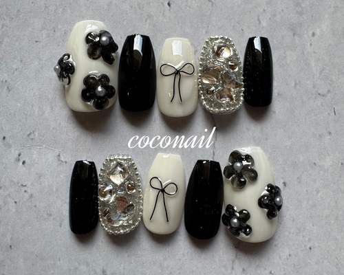 【オーダー】ネイルチップ　キラキラ　韓国ワンホン　ぷっくりリボン　推し参戦 96964954989b94a198850f84b9339b