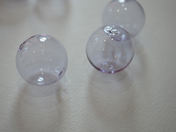 パープル　ガラス　穴あきパーツ　1個 7枚目の画像