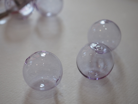 パープル　ガラス　穴あきパーツ　1個 6枚目の画像