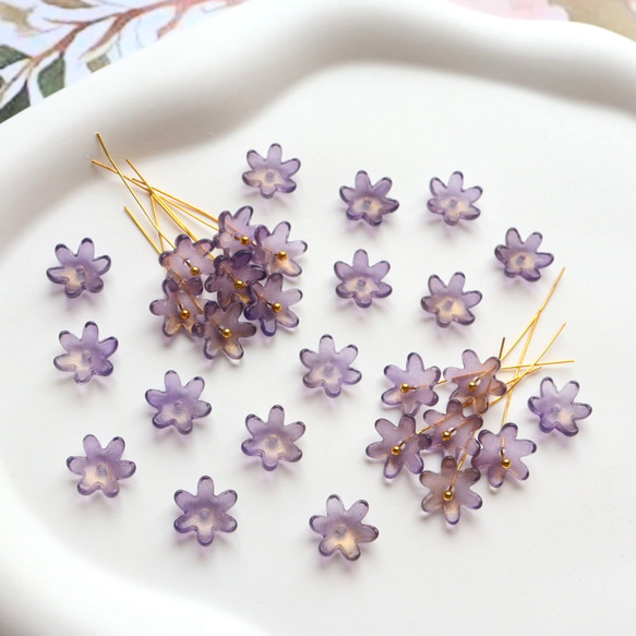 コスモス　菊　黄花コスモス　ガーベラ　お花のガラスビーズ  ゴールドグリッター×ダークパープルグラデーション 3枚目の画像