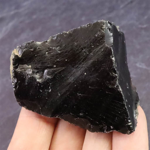 隠岐の島 黒曜石 原石 ディレクトリーカード付 54.9g #71824 天然石