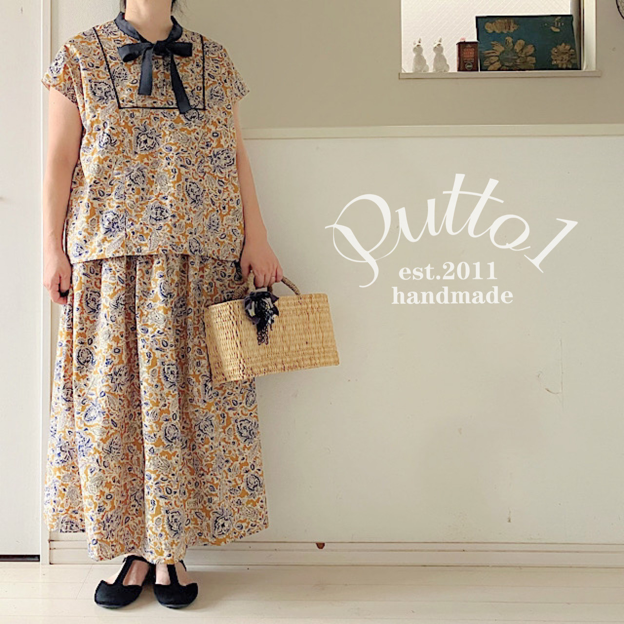 【再販】初秋「受注生産」キャメルカラーのボタニカル柄ウォッシュ加工コットンの総ゴムギャザースカート・ポケットつき・マキ