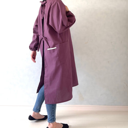 毎日の割烹着。しっかり素材で頼れる1枚。コットンリネンキャンバス『パープル』 11枚目の画像